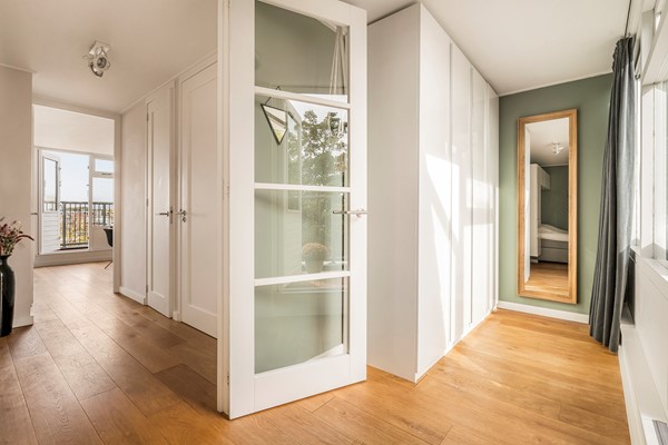 Medium property photo - Jacob van Lennepkade 121E, 1054 ZJ Amsterdam